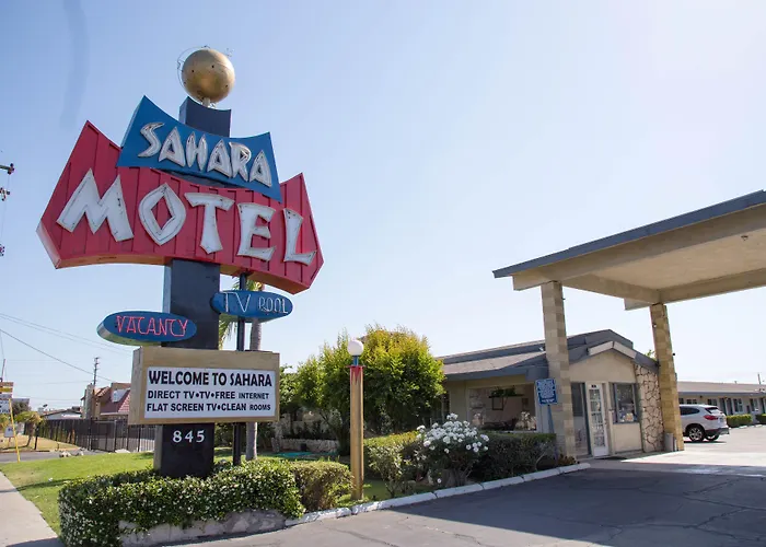 Motel: Sahara Motel