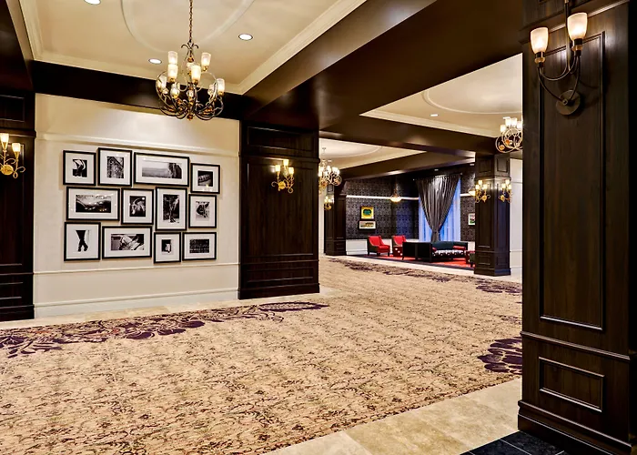 Saratoga Casino Hotel