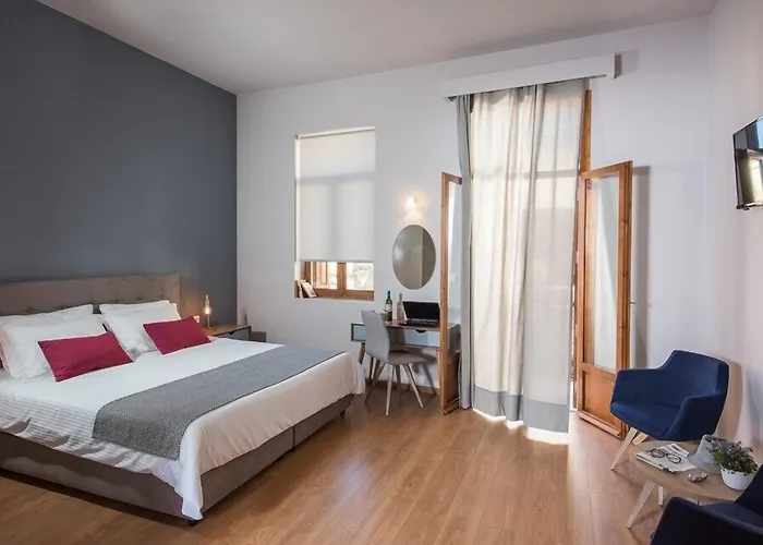 Bluebell Luxury Suites