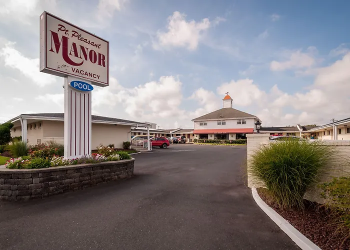 Hotel near College: Point Pleasant Manor