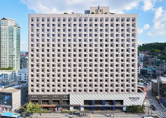 Hotel with pool: Voco Seoul Myeongdong By Ihg