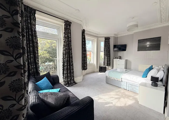 The Hedley Townhouse