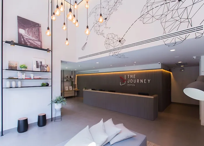 Airport Hotel: The Journey Hotel Laksi