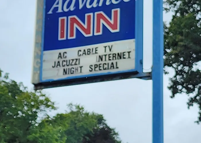 Hotel: Advance Inn