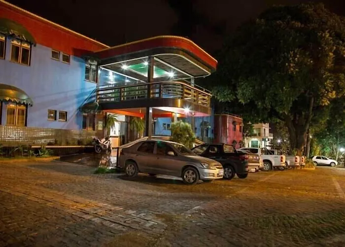 Acapu Hotel
