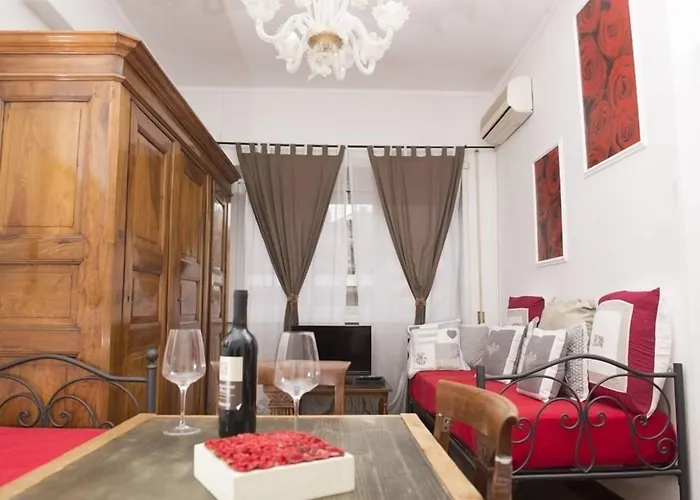 Le Fate Apartments