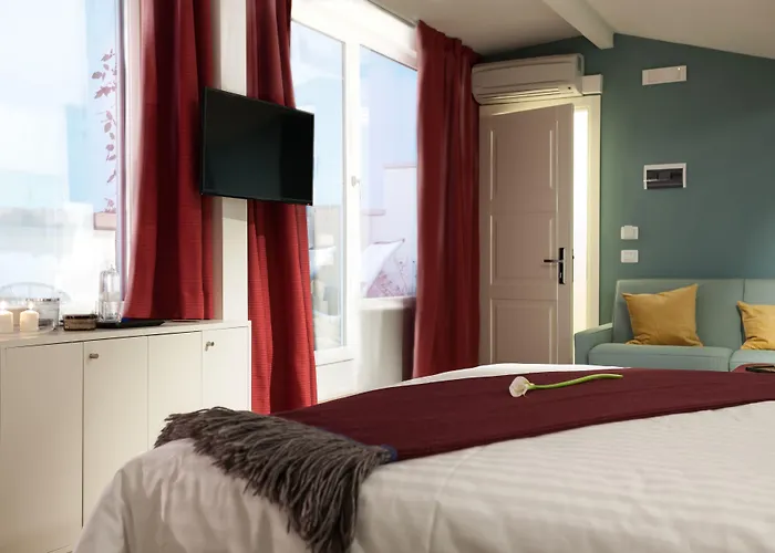 Cheap hotels B&B Lorena Suites