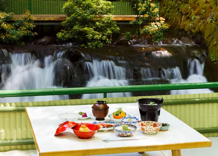 Hotel: Kibune Hiroya