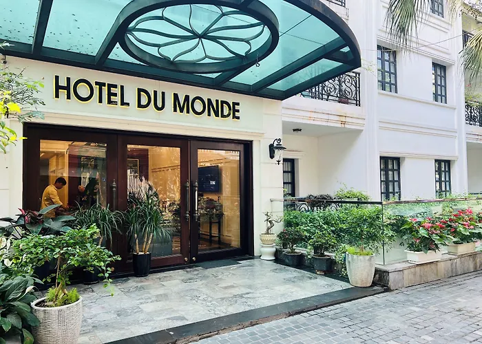Du Monde