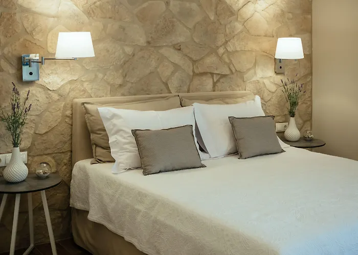  Filoxenion Luxury Rooms & Lofts