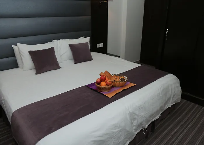 Al Dyafa Hotel Suites