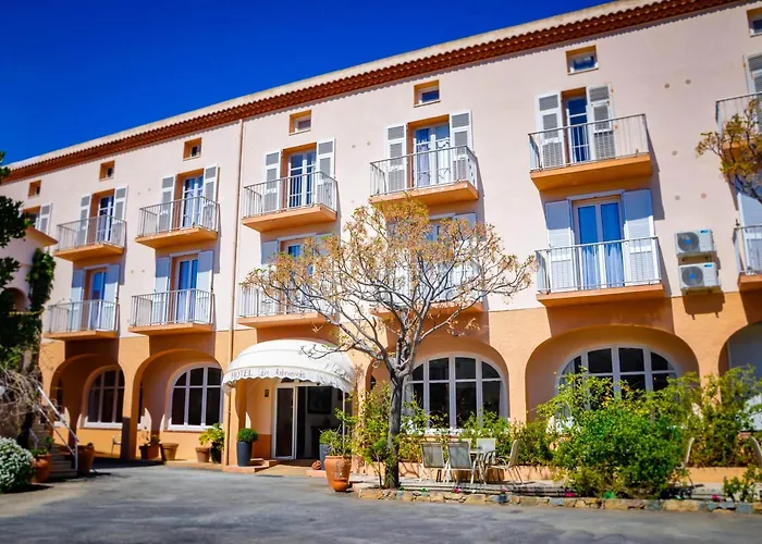 Hotel Les Arbousiers