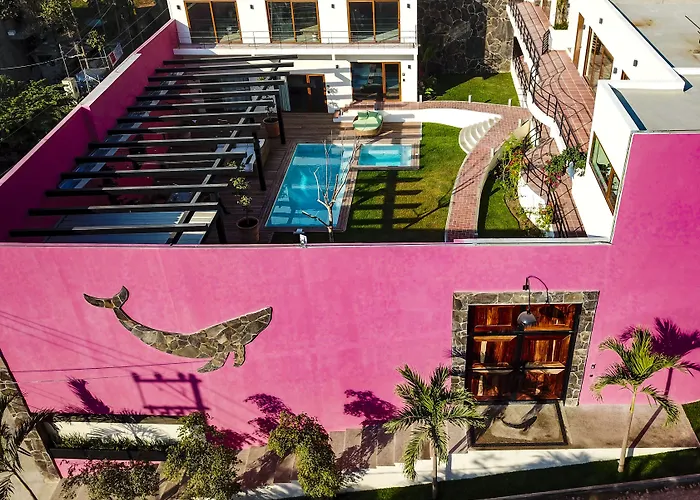 Casa De La Ballena (Adults Only)