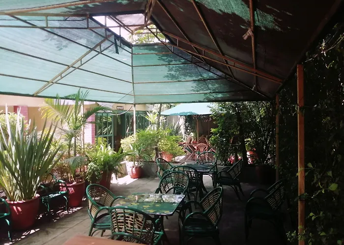 Guest house: Leon Villas Guest House