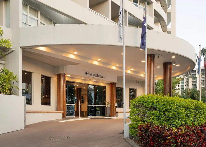 Doubletree By Hilton Cairns