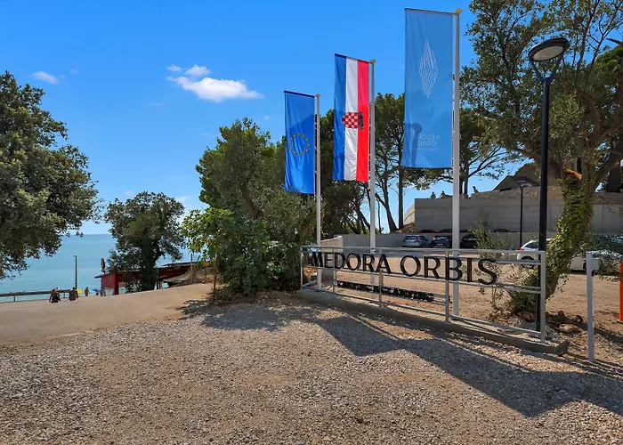 Medora Orbis Mobile Homes & Glamping