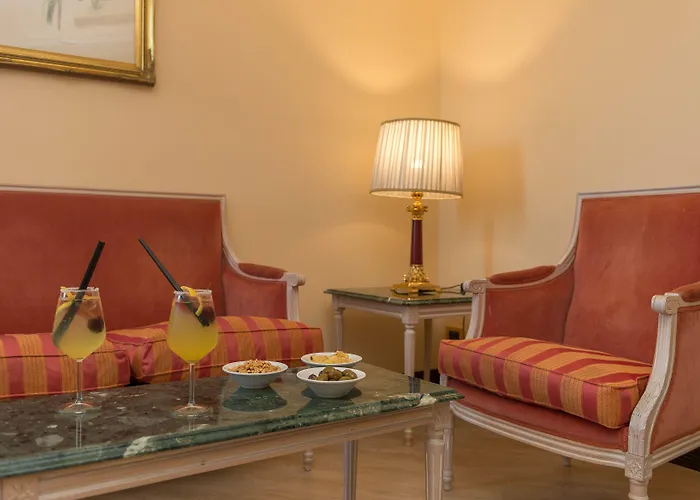 Shg Hotel De La Ville