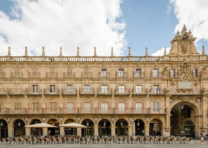 Casa de huéspedes: Salamanca Luxury Plaza