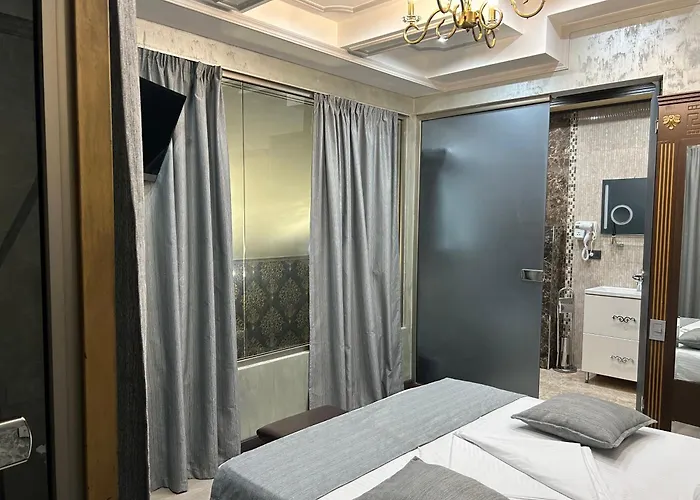 Jacuzzi-Hotel: Hotel Roma&Tours