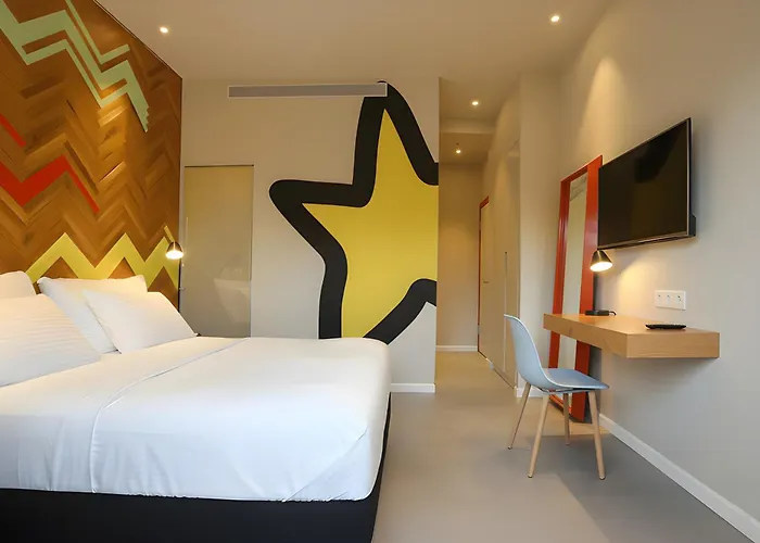Cucu Hotel