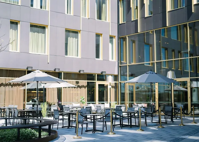 Luxury hotel only: Quality Hotel The Box