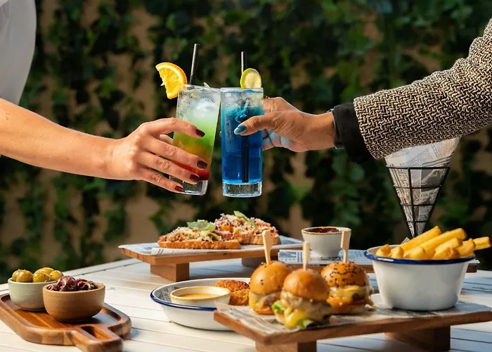 Holiday Inn & Suites - Festival City By Ihg