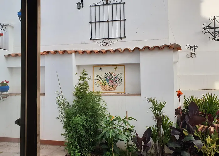 El Jardin De Su Merced B&B