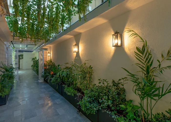 Dizengoff Garden Hotel