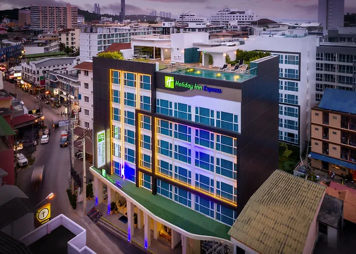 Hotels with a view Holiday Inn Express Pattaya Central By Ihg