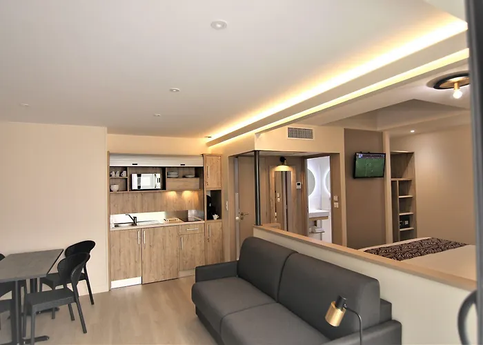 Hotel Montaigne