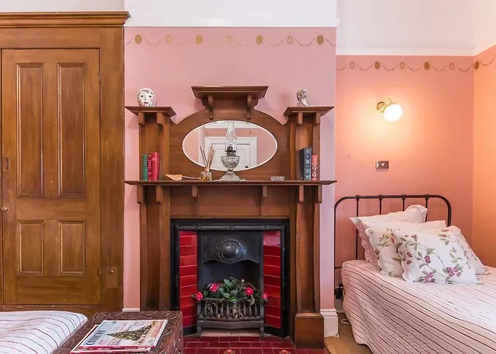 Ashton Gate Guest House