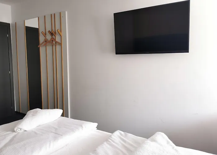 Cha Cha Rooms