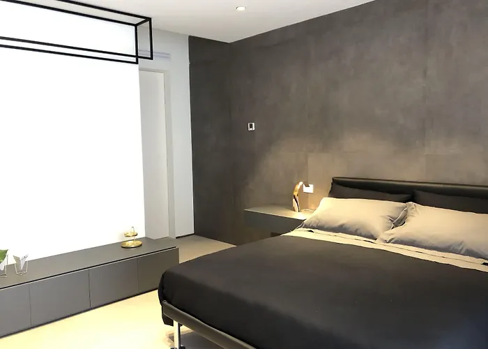 Golden Suites 50