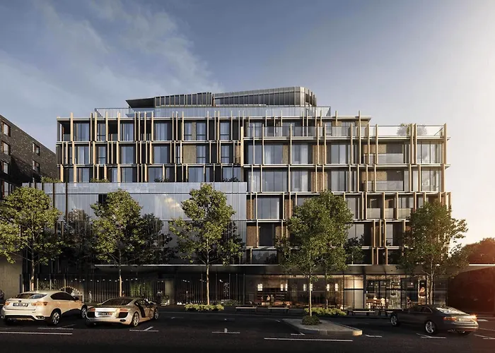 Hotel with pool: Melbourne City Apartment Hotel