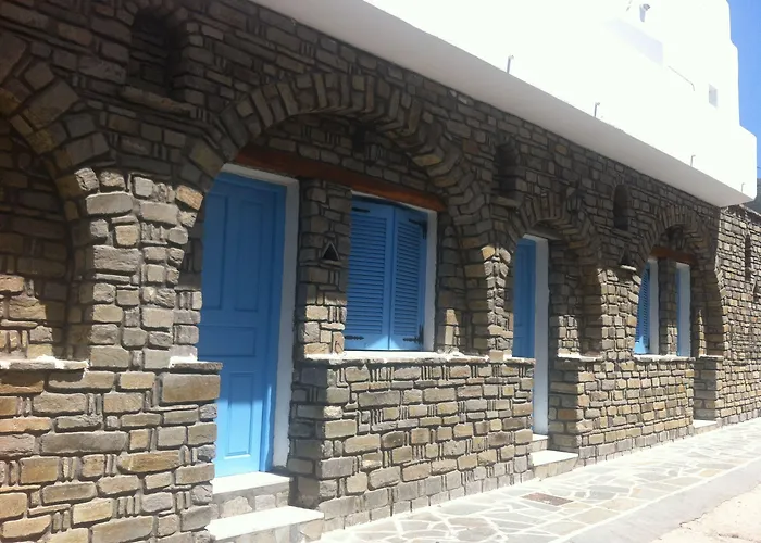 Louiza Hotel