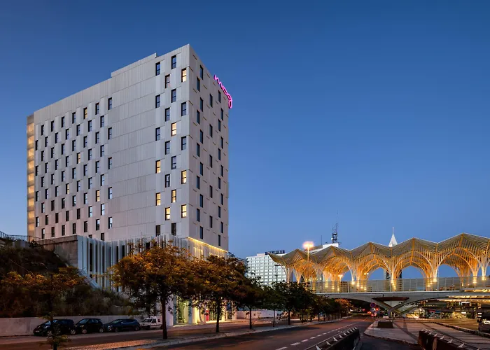 Trip to College Moxy Lisboa Oriente