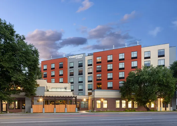 Four Points By Sheraton At The Convention Centre