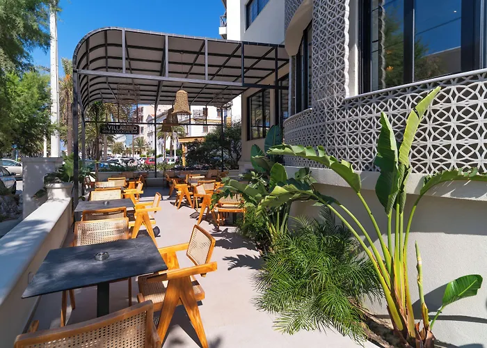 Hotel with pool: Naillac Boutique Hotel