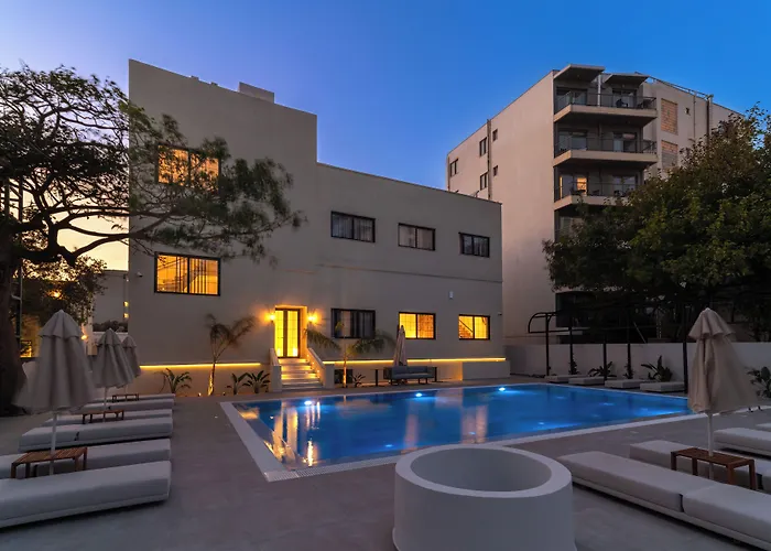 Hotel with pool: Naillac Boutique Hotel