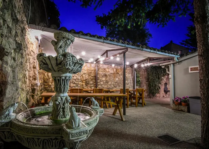 Hotel familiar: La Cachava