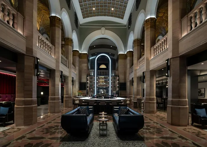 THE MIDLAND HOTEL, Chicago, a Tribute Portfolio Hotel