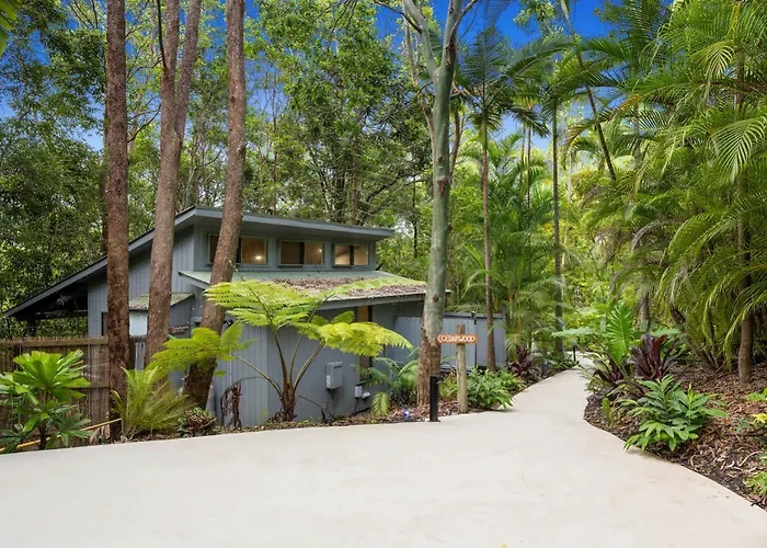 4 star hotel: Hunchy Hideaway