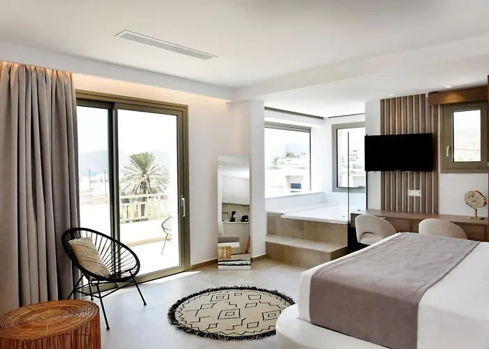 Hotels Close to Airport Anais Milos Suites