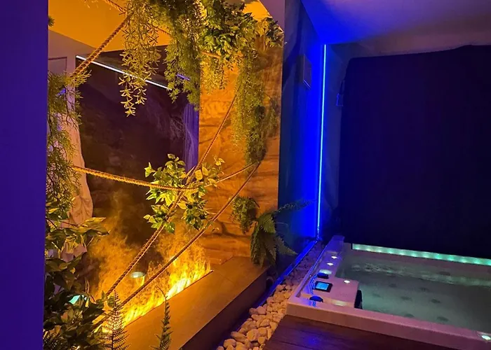 Hotel Joli