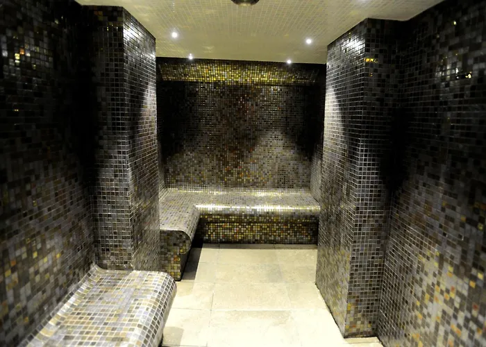Marina & Spa, Tapestry Collection By Hilton