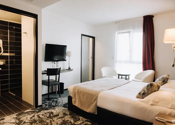  Logis Victor Hugo & Spa