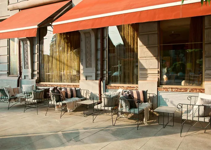 Zeus Essence Bucharest Venezia