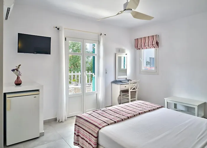 Hotel with Tennis: Kalypso Hotel