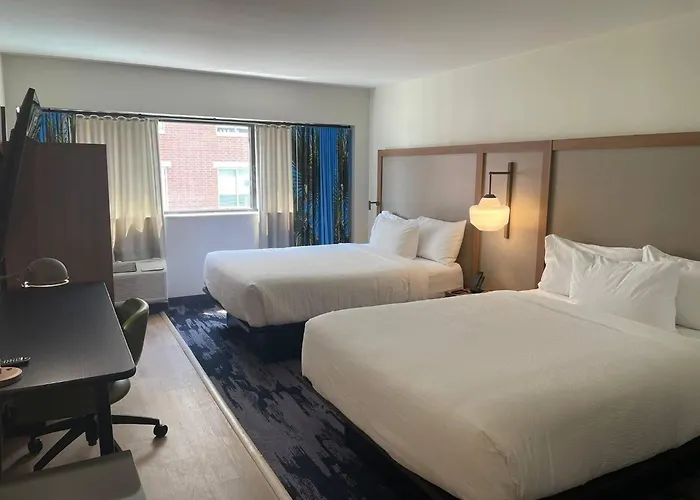 Fairfield By Marriott Inn & Suites Charleston Downtown