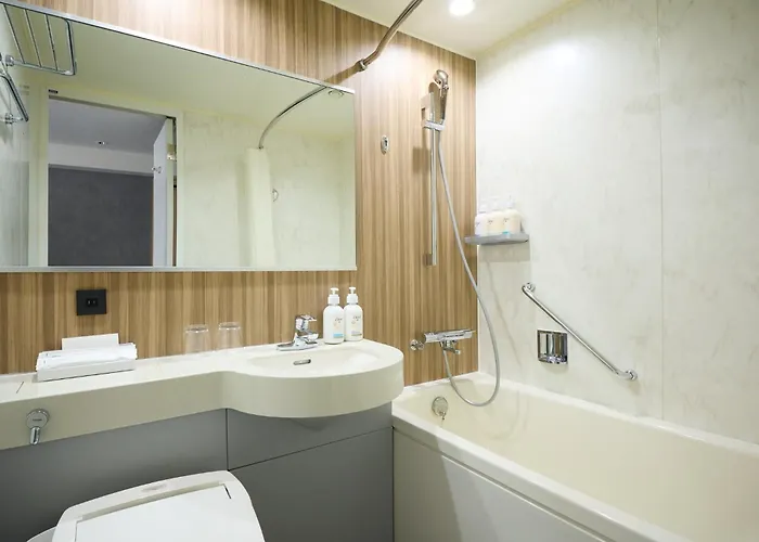 Günstiges Hotel: Holiday Inn Kyoto Gojo